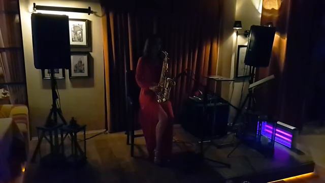 саксофонистка Лана москва смоленск смотреть онлайн