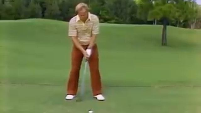 Jack Nicklaus teaches a fast backswing - Golf My Way смотреть онлайн