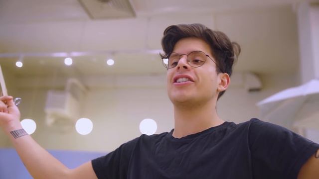Funny Musical Barber | Rudy Mancuso смотреть онлайн