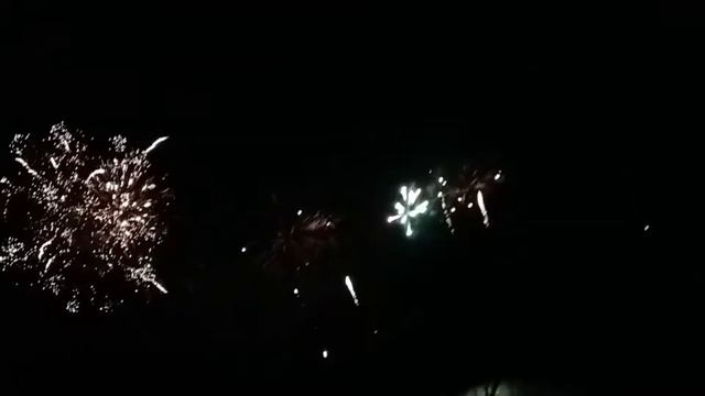 Салют в елгаве 18 ноября 2016 год смотреть онлайн