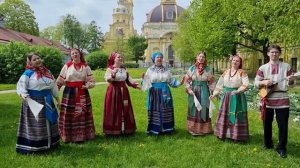 «По канавке росла травка» - вокальный ансамбль "КРАСНО СОЛНЫШКО"