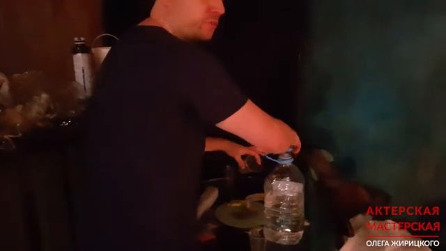 Подготовка к спектаклю "Двенадцатая ночь" в Мастерской на Кулишках смотреть онлайн