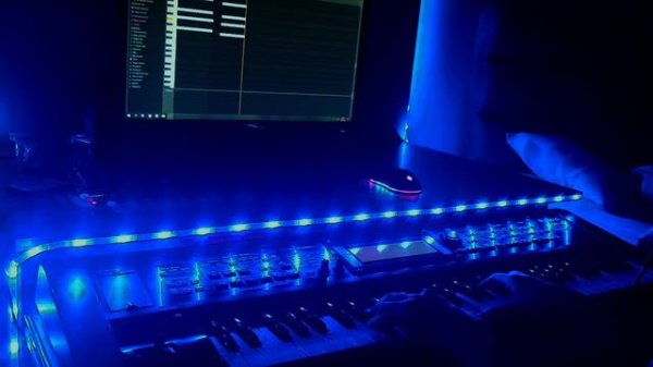 Noire Felt Piano - Sad, Emotional Piano playing.