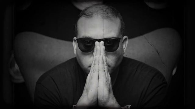 Karen Karapetyan - August (Август) смотреть онлайн