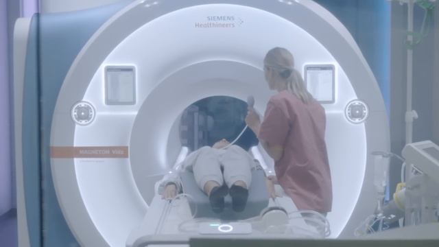 What happens during an MRI examination? смотреть онлайн
