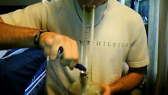 lovee the bong смотреть онлайн