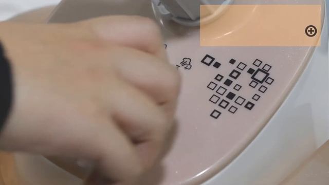 BLACK+DECKER™ Garment Steamer GSTM2050 смотреть онлайн