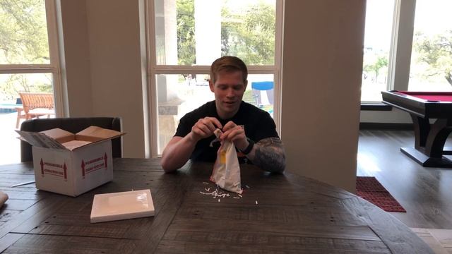 Boa constrictor unboxing!! смотреть онлайн