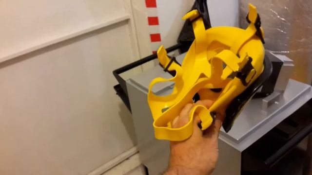 Какой противогаз использовать для напыления ППУ?! [www.rupena.ru] смотреть онлайн