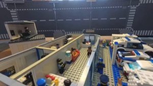 Полицейский участок - самоделка лего