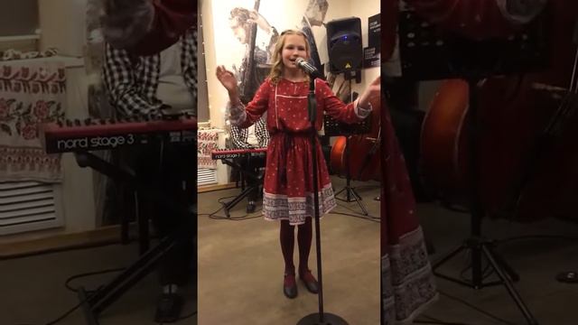 "Таня Танюша" исполняет Самойлова Арина, г.Москва смотреть онлайн