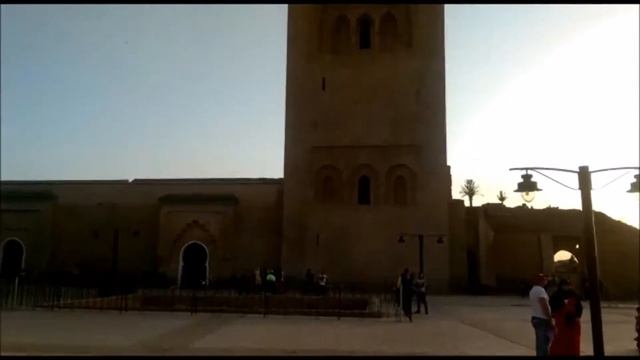 Koutoubia Mosque смотреть онлайн