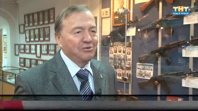 Есть вопрос: Сколько лет Михаилу Калашникову? смотреть онлайн