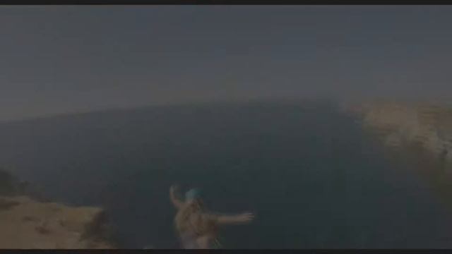 Максим мыс Фиолент. прыжки с верёвкой в Крыму с командой Skyline смотреть онлайн
