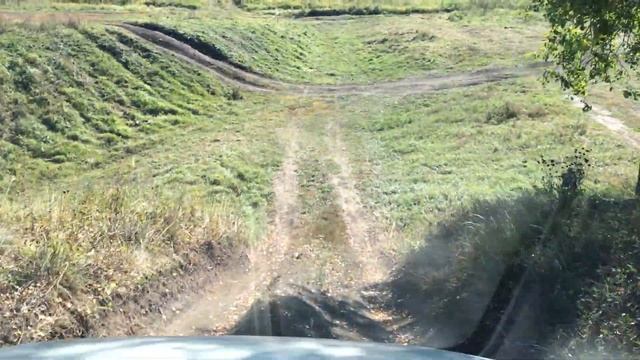 Из него строили Кремль. Володарский карьер белого камня.Покатушки смотреть онлайн