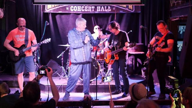 Всецело (Автоматические Удовлетворители). Алексей Вишня и ЗОО (Триста)