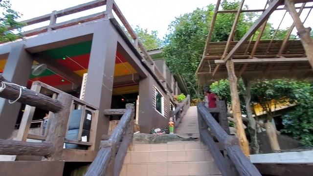 Красивый закат. Знаменитый бар "Амстердам" на о. Панган Тайланд смотреть онлайн