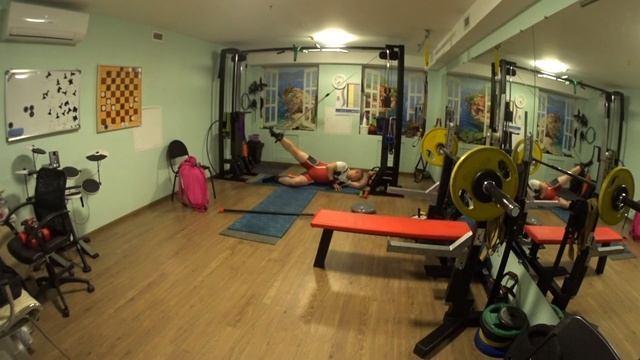 Вечерняя тренировка плечей и всего тела смотреть онлайн