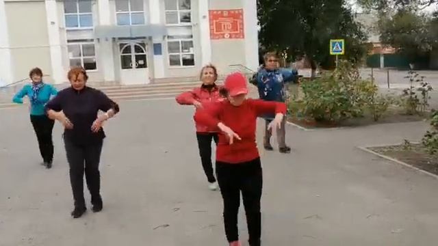 Проект,, Танцующие бабушки"танцевальная группа,,Элеонора".наша фитнес-программа. Руководитель : г. смотреть онлайн