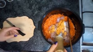 Вкусный  плов из булгура с курицей в мультиварке. Delicious bulgur pilaf with chicken in multivarka