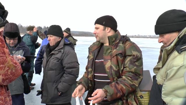 ВИЛИЯ ЗИМНЯЯ РЫБАЛКА В БЕЛОРУССИИ 2015 прикол смотреть онлайн