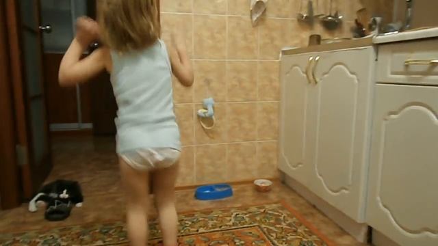 Игры для детей. Танец краковяк. Смотреть до конца смотреть онлайн