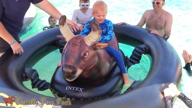 Water Bull Riding Pool Challenge with Inflatabull смотреть онлайн