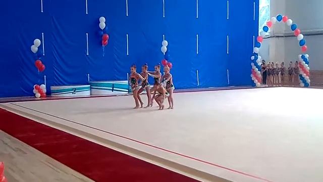 Художественная гимнастика , Первенство Тулы , группа Ажур / 4 место смотреть онлайн