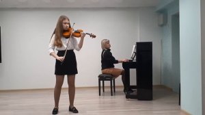 Шлыкова Нина, скрипка, комп. Й. Гайдн «Менуэт» ТриУмф.mp4