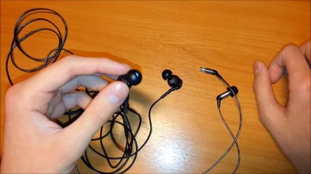 Cравнение Sony MDR EX310LP И Vsonic GR01 смотреть онлайн