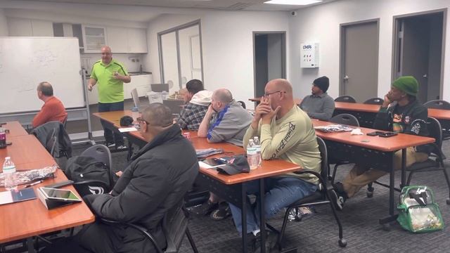 SSG Sealed Systems R134a & R600…..The Oracle Tim Burdick in Action. смотреть онлайн