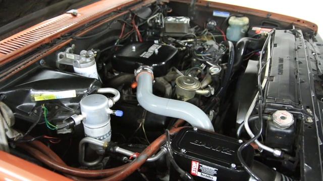 1983 CHEVROLET SUBURBAN DIESEL