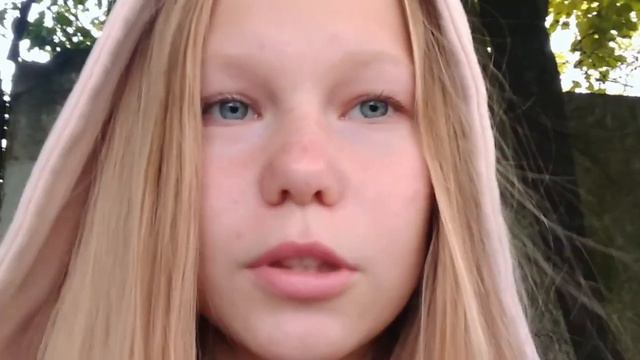 Меня любит друг ? Это жесть, что мне делать ? смотреть онлайн