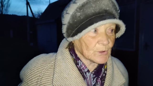 -"Я НЕ БУДУ ОТВЕЧАТЬ НА ЭТОТ ВОПРОС" Помощь бабушке из сгоревшего дома смотреть онлайн
