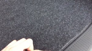 Бюджетный коврик в багажник автомобиля.