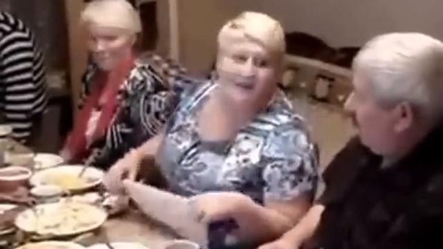 Собрались три женщины- русская, НЕМЕЦ и полячка (+18 смотреть онлайн