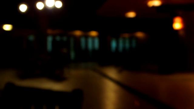 Кафешка на берегу моря в отеле Vinpearl смотреть онлайн