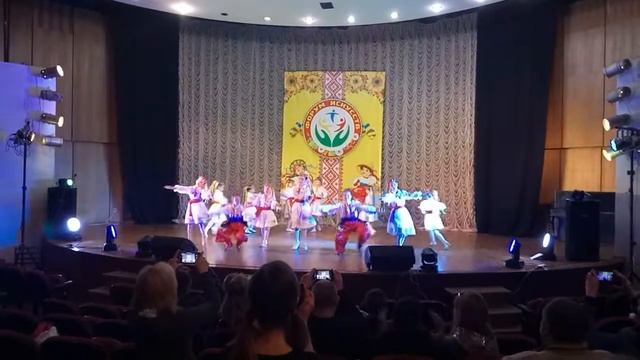 Гопак. Подготовительная группа "Металлург" смотреть онлайн