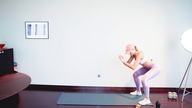 Day 1 | FREE 30 Day Fitness Challenge | HIIT Total Body смотреть онлайн