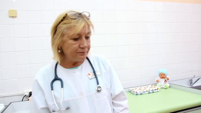 Подготовка папы к купанию новорожденного II ОВП смотреть онлайн