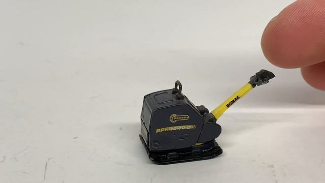 Kaster Bomag BPR 70/70 D Plate Compactor смотреть онлайн