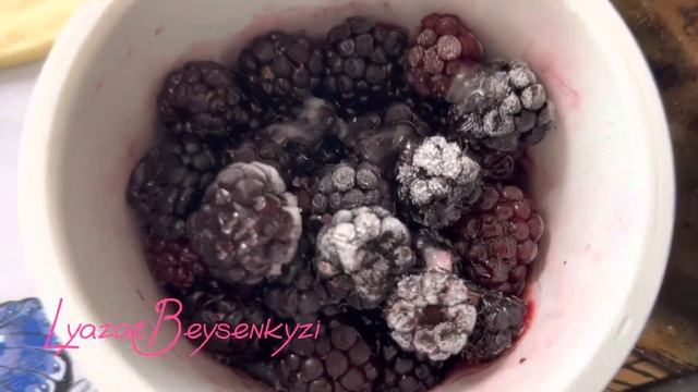 Пирог с фруктами и с ягодами #video смотреть онлайн