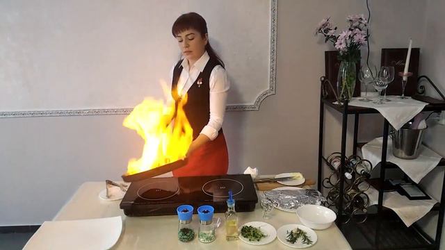 Урок-проєкт: Фламбування страв та напоїв смотреть онлайн