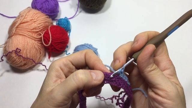 3D узор крючком вкруговую легко/3D crocheted round pattern easy смотреть онлайн