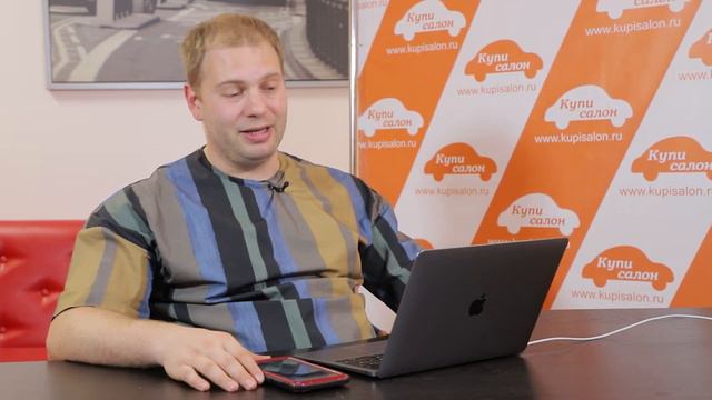 Перетяжка Mercedes GLS AMG - яркий контрастный салон, шумоизоляция, мультимедия, замена руля