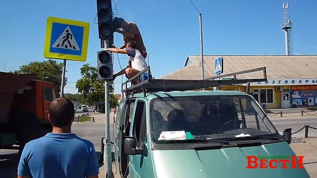 2014.08.30 Кагальницкая. Светофор на пер.Кольцовском смотреть онлайн