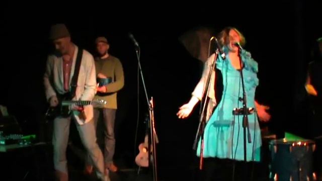 Глеб Успенский и Лена Евстропова - СИНЕЕ ПЛАТЬЕ смотреть онлайн