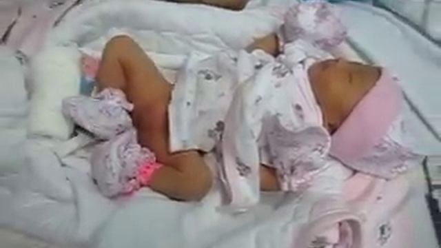 Baby Ghia and her Tita Michelle(Private Nurse) смотреть онлайн