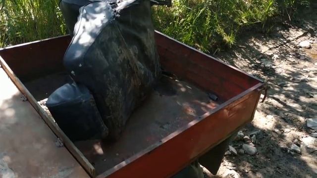 ПОКАТУШКИ ПО ГРЯЗИ НА МУРАВЬЕ смотреть онлайн