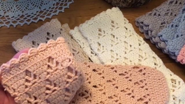 Ажурные Носочки связаны крючком